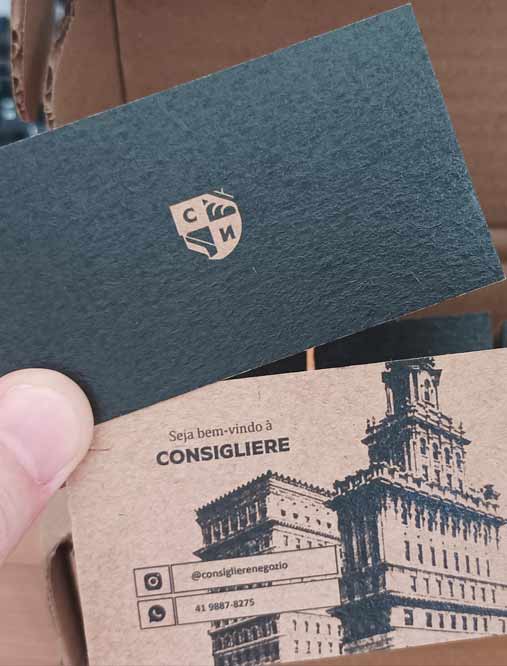 cartão em papel kraft personalizado