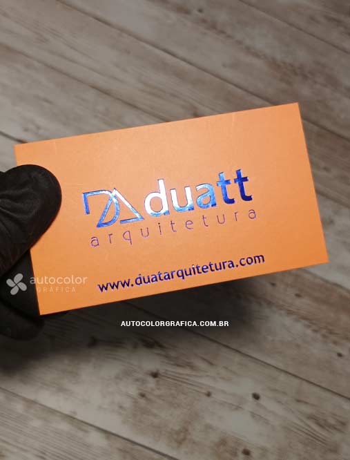 Cartão laranja de arquitetura com logotipo em foil azul